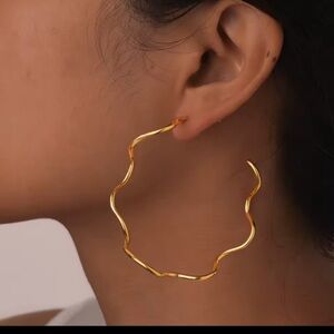 18k Gold Plated Wavy Hoop Earrings - Women Jewelry 3”